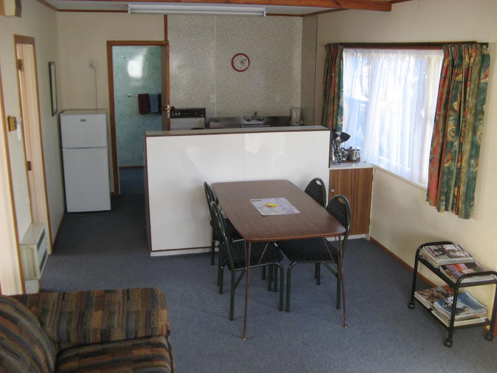 Tongariro River Motel ตูรางี ห้อง รูปภาพ