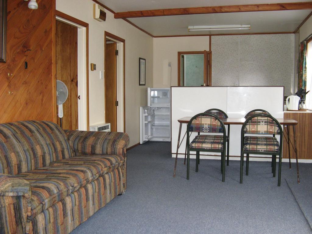Tongariro River Motel ตูรางี ห้อง รูปภาพ