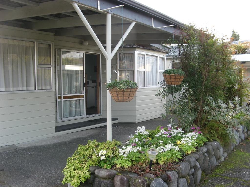 Tongariro River Motel ตูรางี ห้อง รูปภาพ