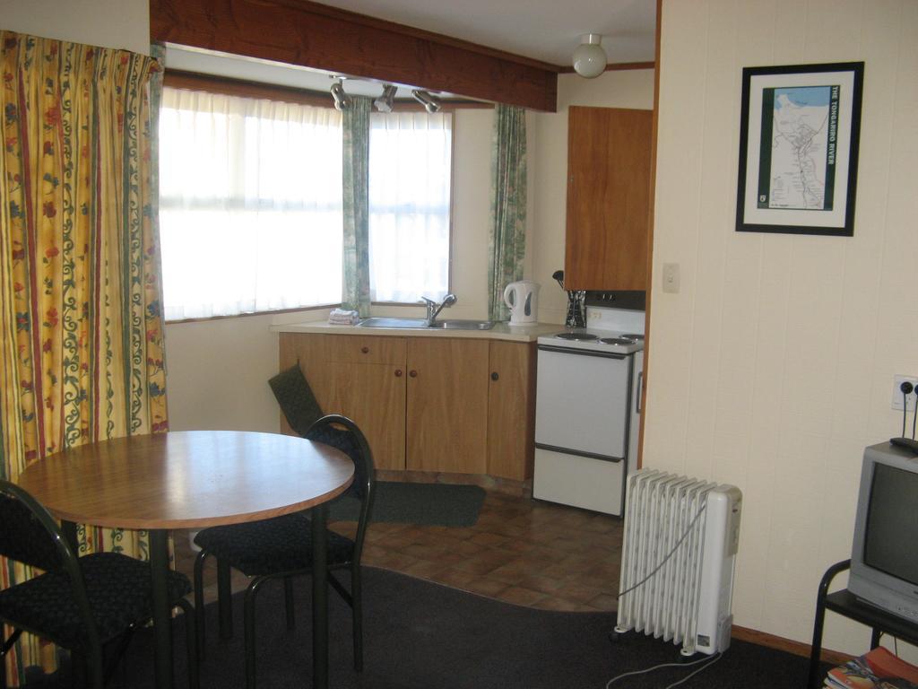 Tongariro River Motel ตูรางี ห้อง รูปภาพ