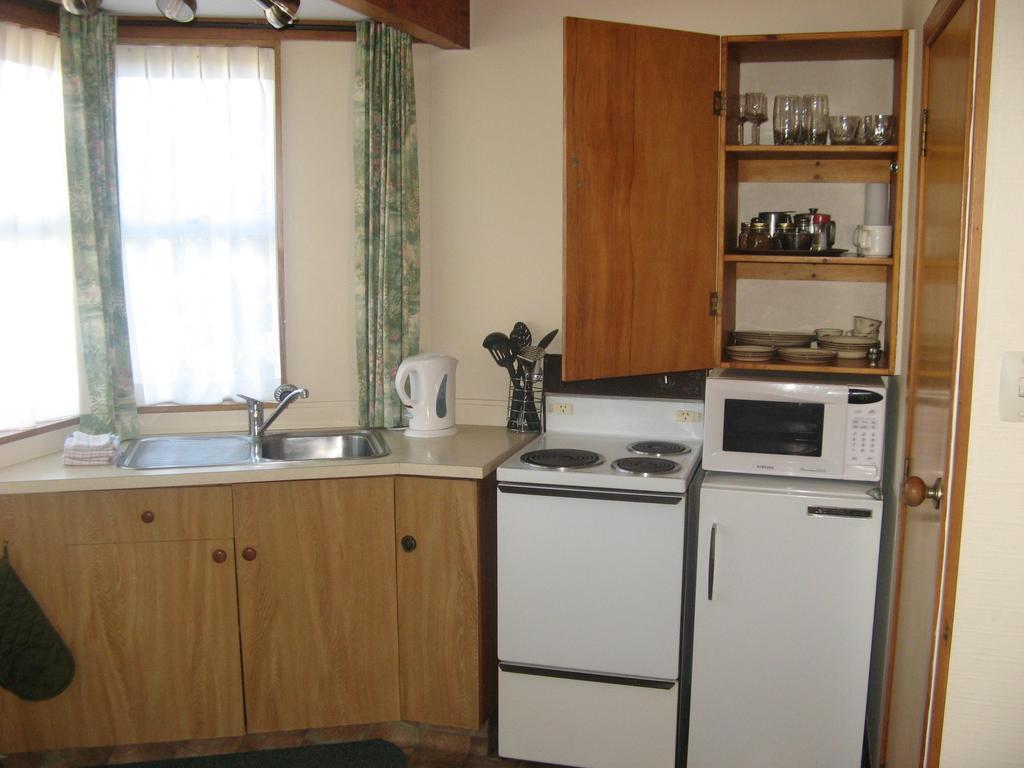 Tongariro River Motel ตูรางี ห้อง รูปภาพ